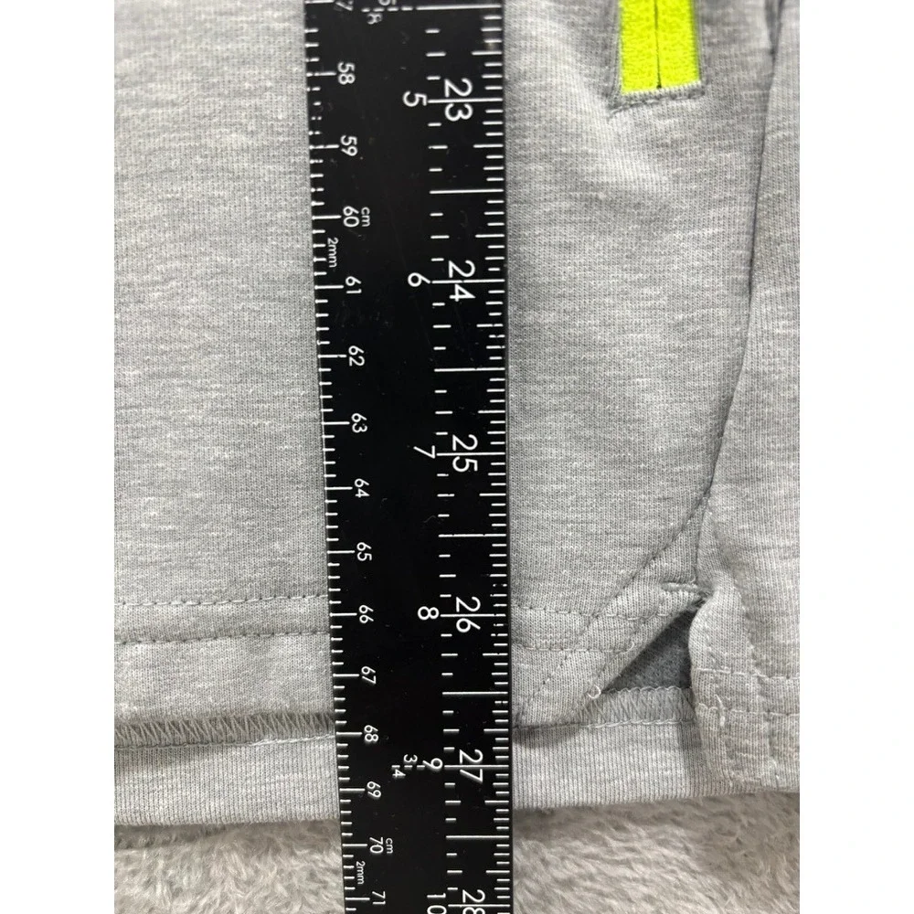 Nike M Gray‎ Therma-FIT Pullover Hoodie Womens Crewneck Swoosh Logo Athleisure